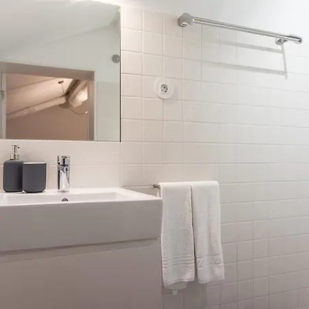 Guestready - Mezzanine At The Bridge * Порту